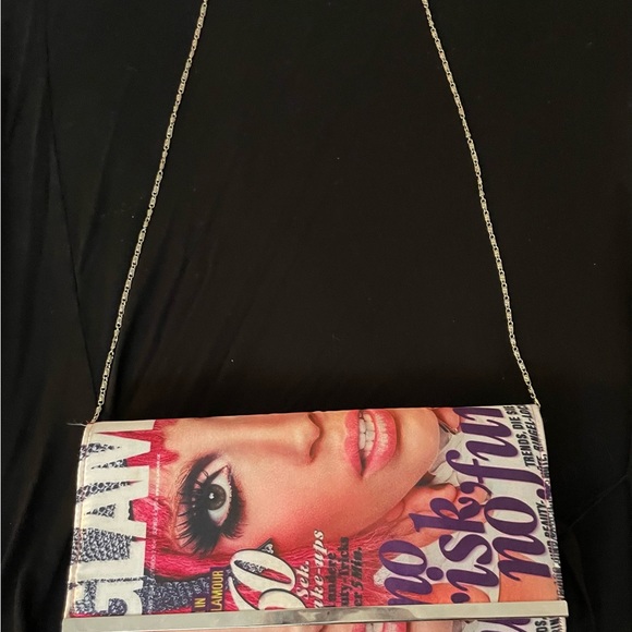 Magazine clutch/ Purse - Picture 4 of 4